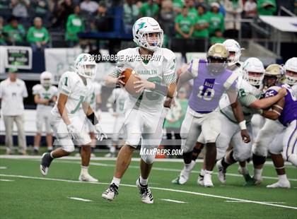 Thumbnail 2 in Hamlin vs. Mart (UIL 2A Division 2 Final) photogallery.