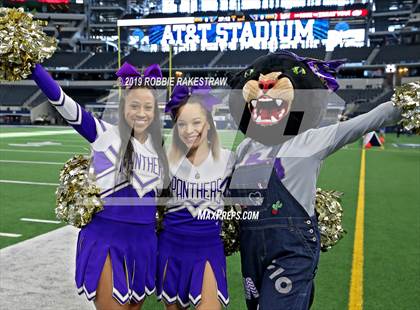 Thumbnail 1 in Hamlin vs. Mart (UIL 2A Division 2 Final) photogallery.