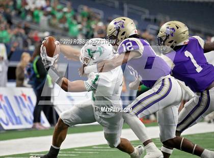 Thumbnail 3 in Hamlin vs. Mart (UIL 2A Division 2 Final) photogallery.
