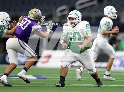 Thumbnail 2 in Hamlin vs. Mart (UIL 2A Division 2 Final) photogallery.