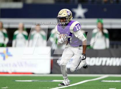 Thumbnail 2 in Hamlin vs. Mart (UIL 2A Division 2 Final) photogallery.