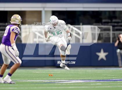 Thumbnail 1 in Hamlin vs. Mart (UIL 2A Division 2 Final) photogallery.