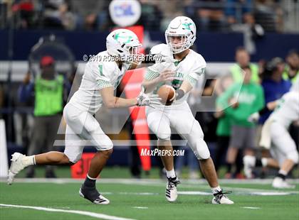 Thumbnail 3 in Hamlin vs. Mart (UIL 2A Division 2 Final) photogallery.