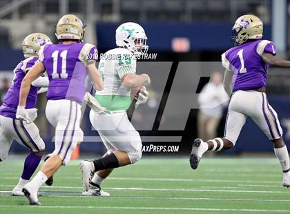 Thumbnail 3 in Hamlin vs. Mart (UIL 2A Division 2 Final) photogallery.