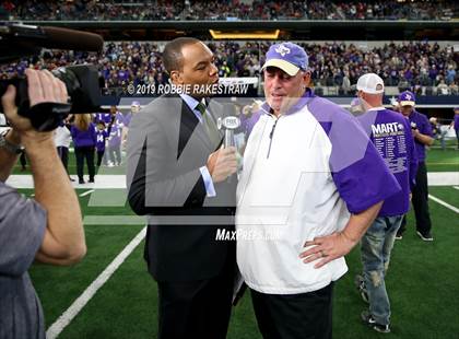 Thumbnail 1 in Hamlin vs. Mart (UIL 2A Division 2 Final) photogallery.