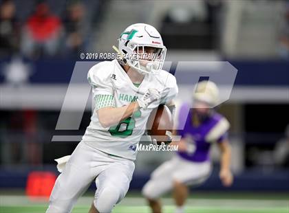 Thumbnail 3 in Hamlin vs. Mart (UIL 2A Division 2 Final) photogallery.