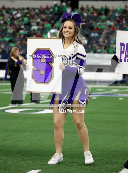 Thumbnail 1 in Hamlin vs. Mart (UIL 2A Division 2 Final) photogallery.