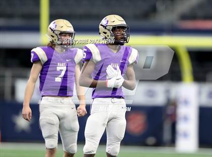 Thumbnail 2 in Hamlin vs. Mart (UIL 2A Division 2 Final) photogallery.