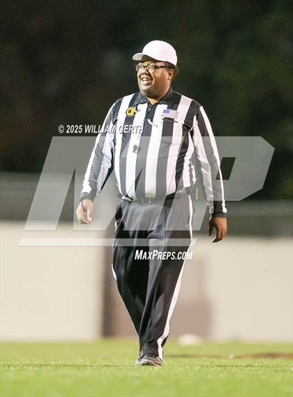 Thumbnail 2 in JV: Foothill @ McClymonds photogallery.