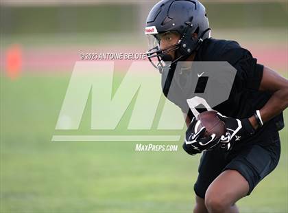 Thumbnail 2 in Glendora @ Mayfair (Scrimmage) photogallery.
