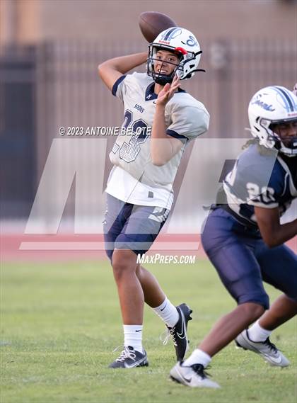 Thumbnail 2 in Glendora @ Mayfair (Scrimmage) photogallery.