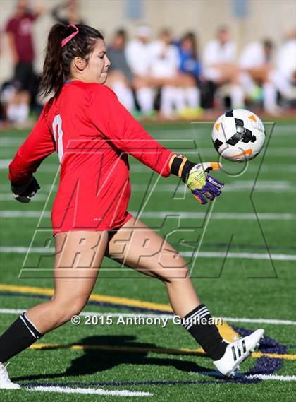Thumbnail 2 in El Modena vs Sultana (Irvine Team Challenge) photogallery.
