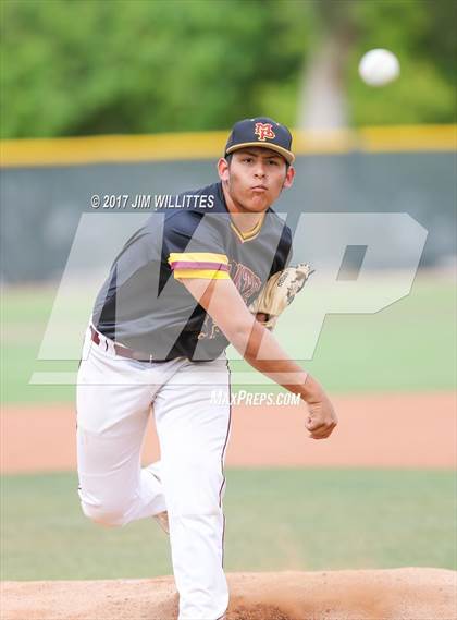 Thumbnail 1 in Pinnacle @ Mountain Pointe photogallery.