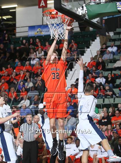 Thumbnail 1 in Bishop Grimes vs. Marlboro (NYSPHSAA Class B Semifinal) photogallery.