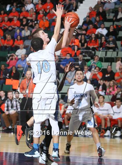 Thumbnail 1 in Bishop Grimes vs. Marlboro (NYSPHSAA Class B Semifinal) photogallery.