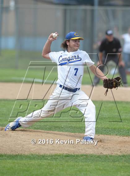 Thumbnail 3 in Plainfield vs. Haddam-Killingworth (CIAC Class M Quarterfinal) photogallery.