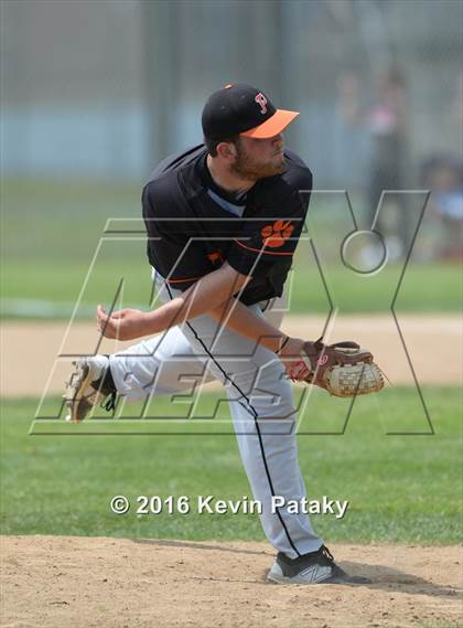 Thumbnail 2 in Plainfield vs. Haddam-Killingworth (CIAC Class M Quarterfinal) photogallery.