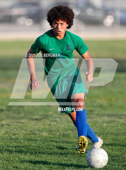Thumbnail 3 in St. Joseph @ Highland (CIFCS D-3 Playoffs) photogallery.