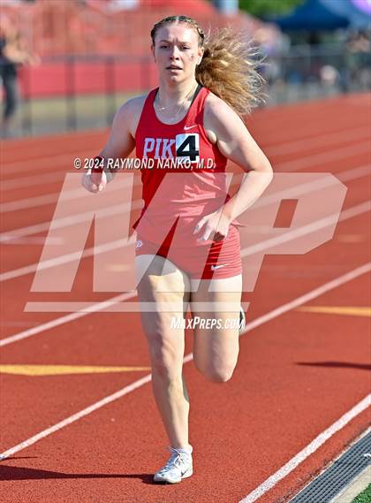 Thumbnail 3 in IHSAA Pike Regional (4 x 800 Meter Heat 1)  photogallery.