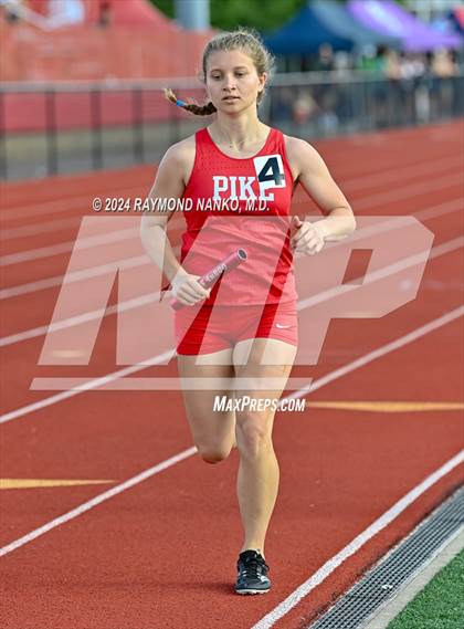 Thumbnail 1 in IHSAA Pike Regional (4 x 800 Meter Heat 1)  photogallery.
