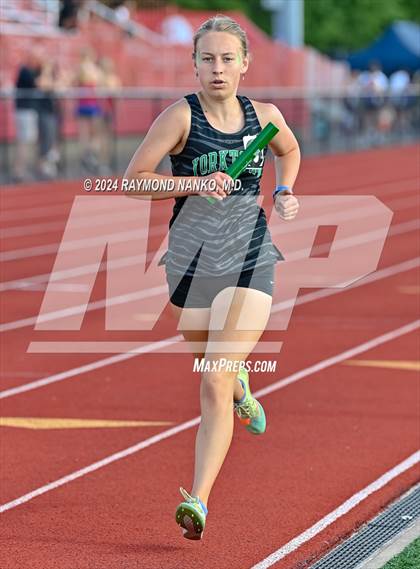 Thumbnail 1 in IHSAA Pike Regional (4 x 800 Meter Heat 1)  photogallery.