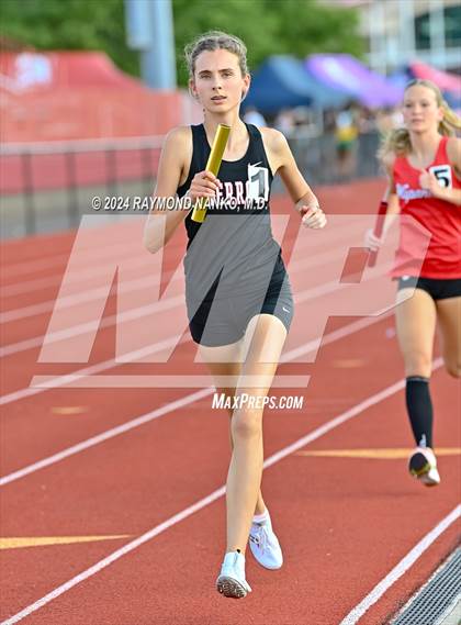 Thumbnail 1 in IHSAA Pike Regional (4 x 800 Meter Heat 1)  photogallery.