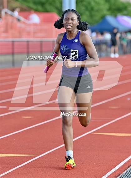 Thumbnail 3 in IHSAA Pike Regional (4 x 800 Meter Heat 1)  photogallery.