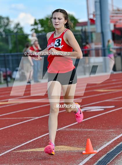 Thumbnail 1 in IHSAA Pike Regional (4 x 800 Meter Heat 1)  photogallery.