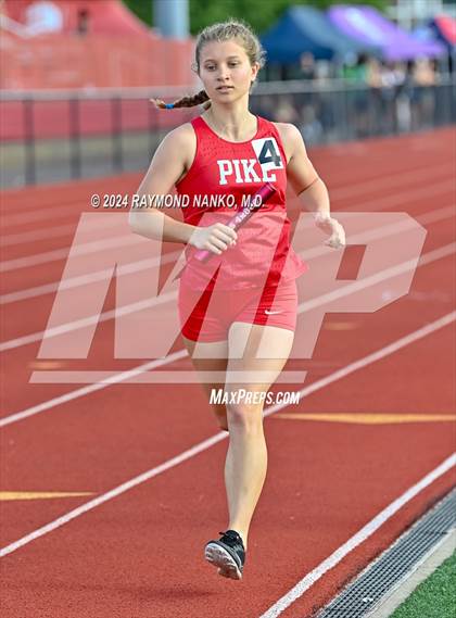 Thumbnail 3 in IHSAA Pike Regional (4 x 800 Meter Heat 1)  photogallery.