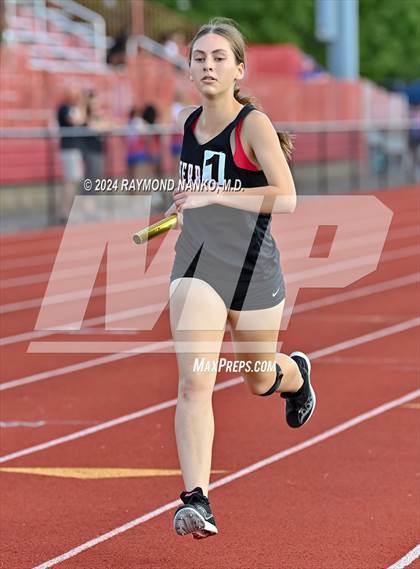 Thumbnail 1 in IHSAA Pike Regional (4 x 800 Meter Heat 1)  photogallery.