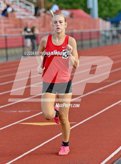 Thumbnail 1 in IHSAA Pike Regional (4 x 800 Meter Heat 1)  photogallery.