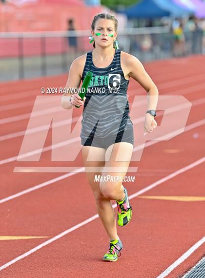 Thumbnail 2 in IHSAA Pike Regional (4 x 800 Meter Heat 1)  photogallery.