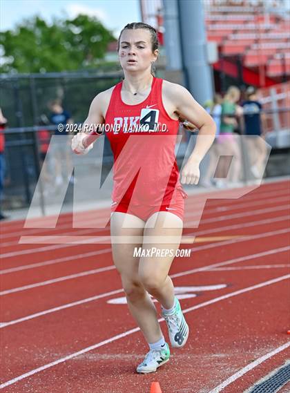 Thumbnail 2 in IHSAA Pike Regional (4 x 800 Meter Heat 1)  photogallery.