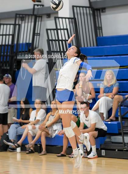 Thumbnail 1 in Tampa Prep vs. Santa Margarita (Nike TOC Southwest) photogallery.