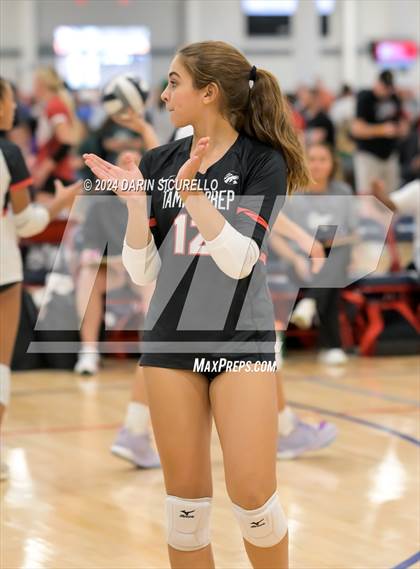 Thumbnail 2 in Tampa Prep vs. Santa Margarita (Nike TOC Southwest) photogallery.