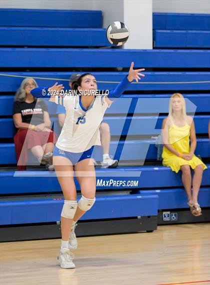 Thumbnail 3 in Tampa Prep vs. Santa Margarita (Nike TOC Southwest) photogallery.