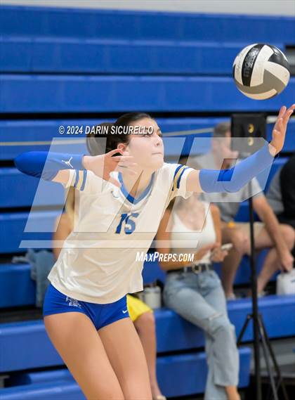 Thumbnail 1 in Tampa Prep vs. Santa Margarita (Nike TOC Southwest) photogallery.