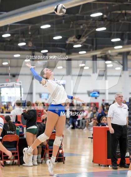 Thumbnail 1 in Tampa Prep vs. Santa Margarita (Nike TOC Southwest) photogallery.