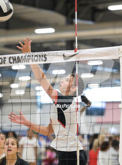 Thumbnail 3 in Tampa Prep vs. Santa Margarita (Nike TOC Southwest) photogallery.