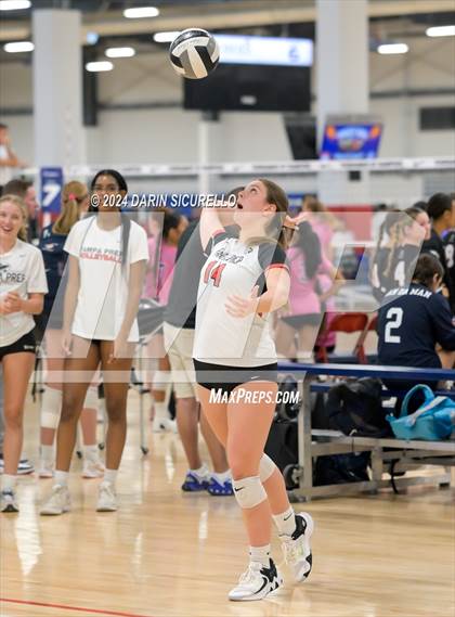 Thumbnail 2 in Tampa Prep vs. Santa Margarita (Nike TOC Southwest) photogallery.