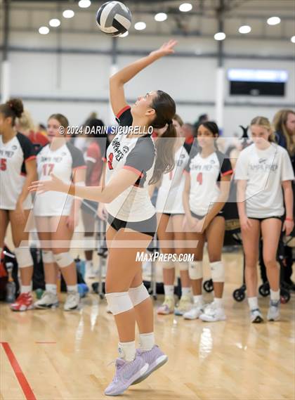 Thumbnail 1 in Tampa Prep vs. Santa Margarita (Nike TOC Southwest) photogallery.