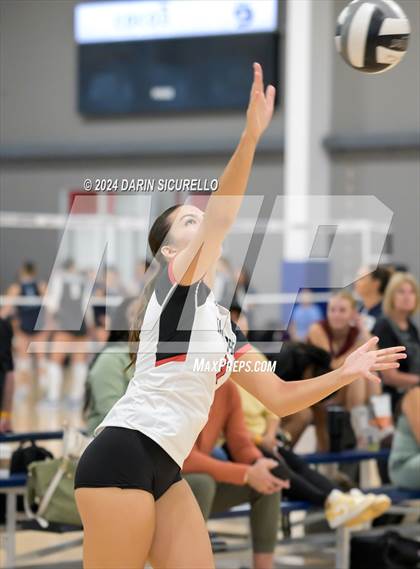 Thumbnail 1 in Tampa Prep vs. Santa Margarita (Nike TOC Southwest) photogallery.