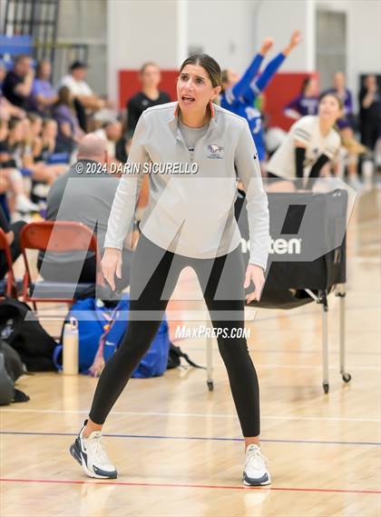 Thumbnail 2 in Tampa Prep vs. Santa Margarita (Nike TOC Southwest) photogallery.