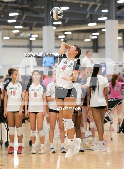 Thumbnail 2 in Tampa Prep vs. Santa Margarita (Nike TOC Southwest) photogallery.
