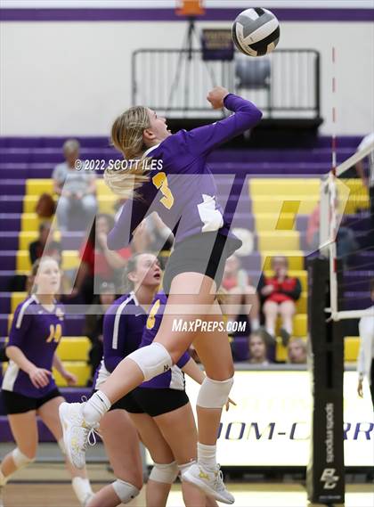Thumbnail 3 in Lancaster vs Bloom-Carroll (Bloom-Carroll Preview) photogallery.