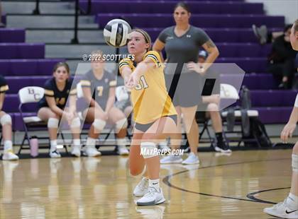 Thumbnail 2 in Lancaster vs Bloom-Carroll (Bloom-Carroll Preview) photogallery.