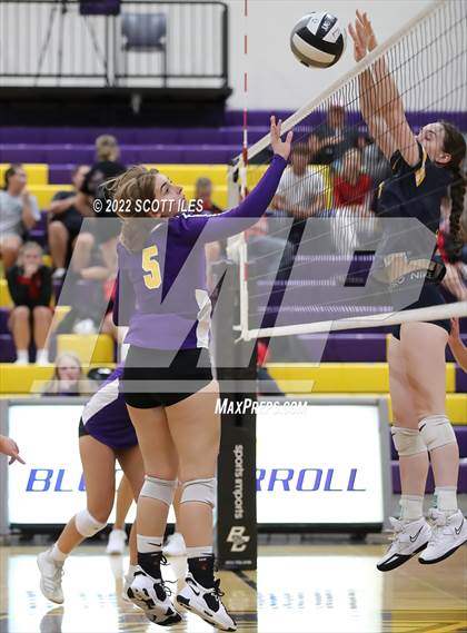 Thumbnail 2 in Lancaster vs Bloom-Carroll (Bloom-Carroll Preview) photogallery.