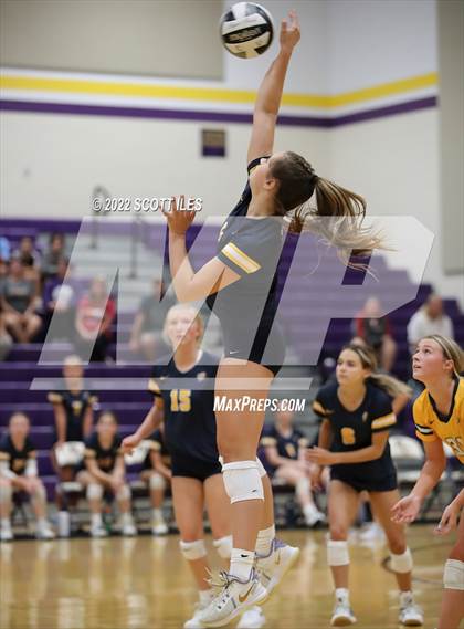 Thumbnail 1 in Lancaster vs Bloom-Carroll (Bloom-Carroll Preview) photogallery.