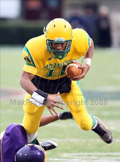 Thumbnail 2 in Britt vs. Richmond (NCHSAA 4-AA Football Final) photogallery.