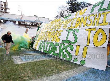 Thumbnail 2 in Britt vs. Richmond (NCHSAA 4-AA Football Final) photogallery.
